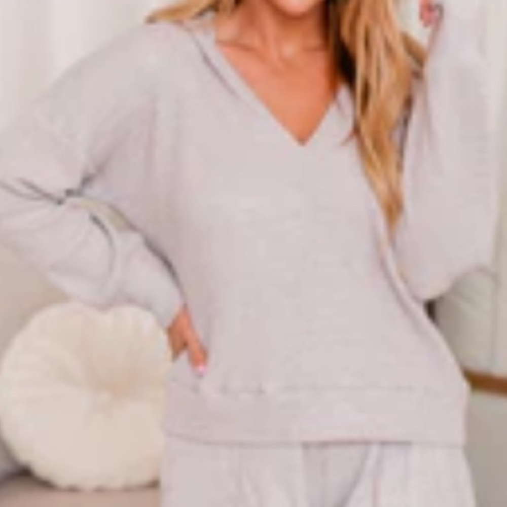 Gray Henley lounge set- new!